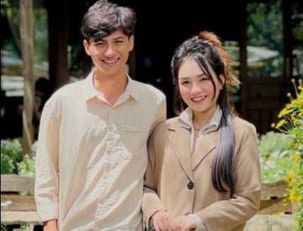 คุณเพิ่งแต่งงานกับภรรยาที่สวยงาม