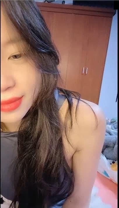 คลิปเพศร้อนของเหงียน Thi Bich Van 2K8