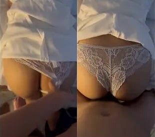ครูผู้สอนที่สวยงามเป็นตัวหนามาก