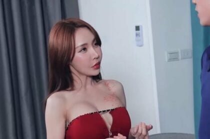 ด้วยเต้านมขนาดใหญ่ที่สวยงามใหม่และคุ้นเคยกับคืนที่ยาวนานเต็มไปด้วยความสิ้นหวัง