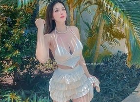 หน้าอกใหญ่ของ Hoang Nhan Chi Linh