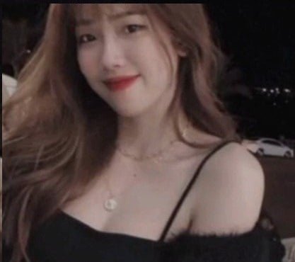 Le Bich Van หลงใหลในคลิปร้อนถูกแจกจ่ายโดยแฟนของเธอ