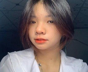 Van Anh แสดงหน้าอกของเธอเต็มไปด้วยชีวิตบนเครือข่ายสังคมออนไลน์